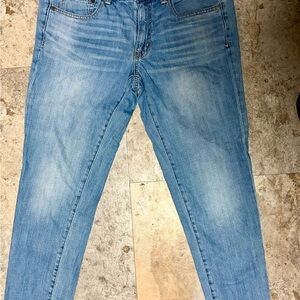 American Eagle Outfitters Women's Light Blue Boyfriend Jeans